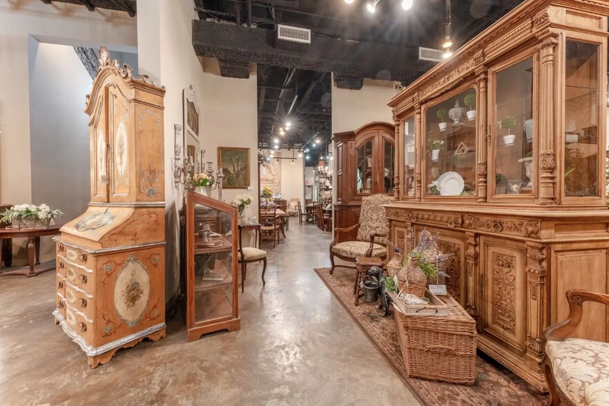 More Photos Of 5330 Bluebonnet Rd, Baton Rouge Showroom For Sale