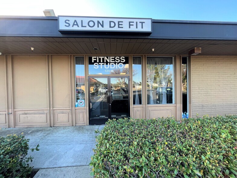 More Photos Of 120-130 Blossom Hill Rd, San Jose Unknown For Lease