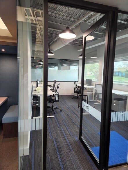 More Photos Of 164 Indusco Ct, Troy Light Manufacturing For Lease