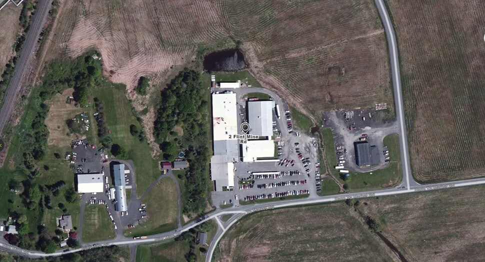 More Photos Of 2 Flint Mine Rd, Coxsackie Manufacturing For Sale