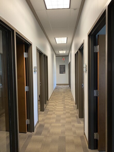 More Photos Of 4929 E 96th St, Indianapolis Office For Sale
