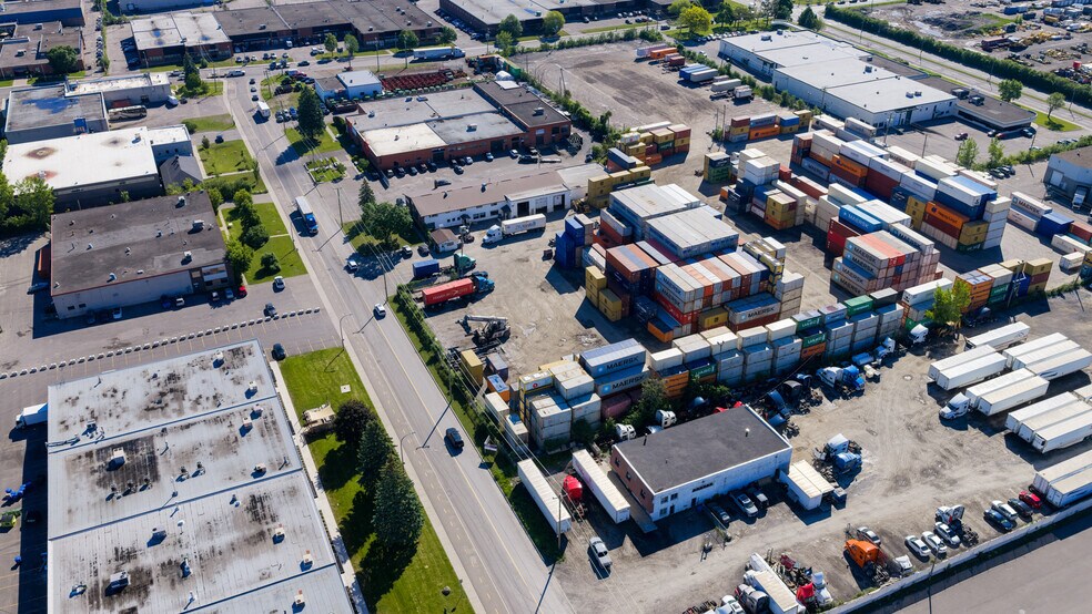 More Photos Of 124 Av Labrosse, Pointe-claire Land For Lease