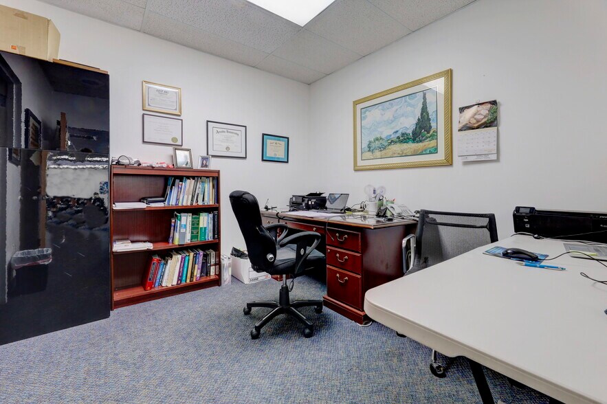 More Photos Of 342 Hamburg Tpke, Wayne Medical For Sale