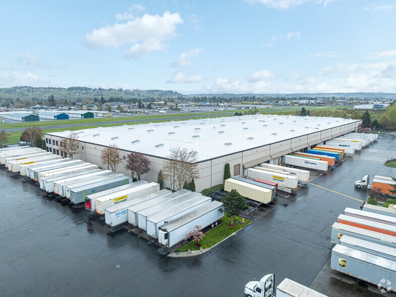 More Photos Of 2302 B St NW, Auburn Warehouse For Lease