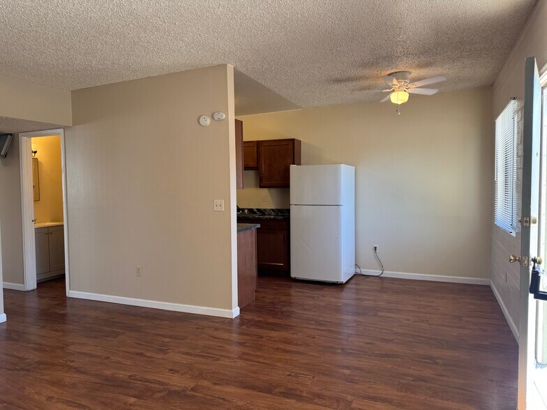 More Photos Of 1518 E Hedrick Dr, Tucson Apartments For Sale