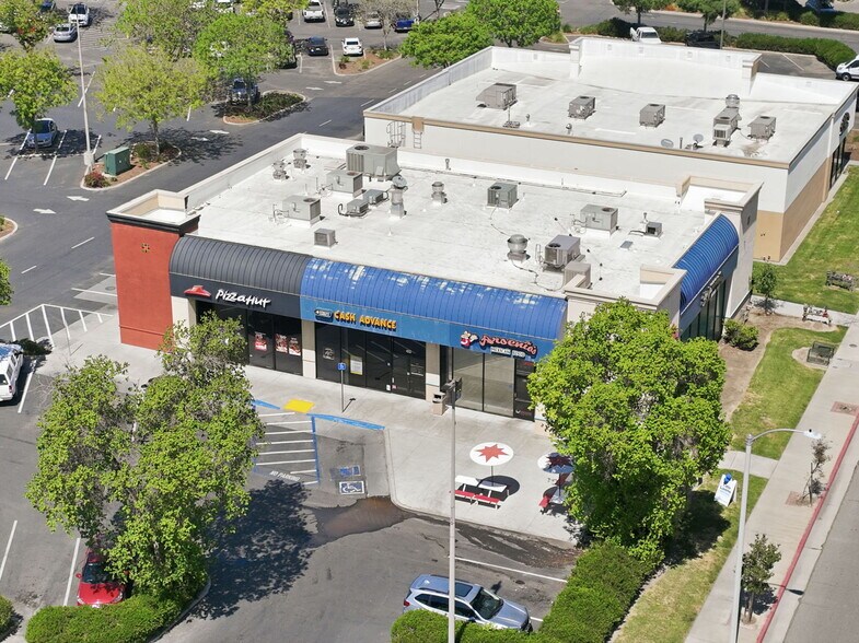 More Photos Of 410 N 11th Ave, Hanford General Retail For Sale
