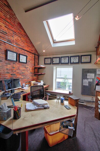 More Photos Of 424-426 Fore St, Portland Storefront For Lease