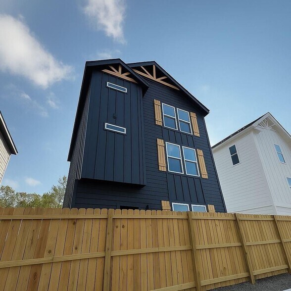 Primary Photo Of 8021 Birmingham st, Houston Apartments For Sale