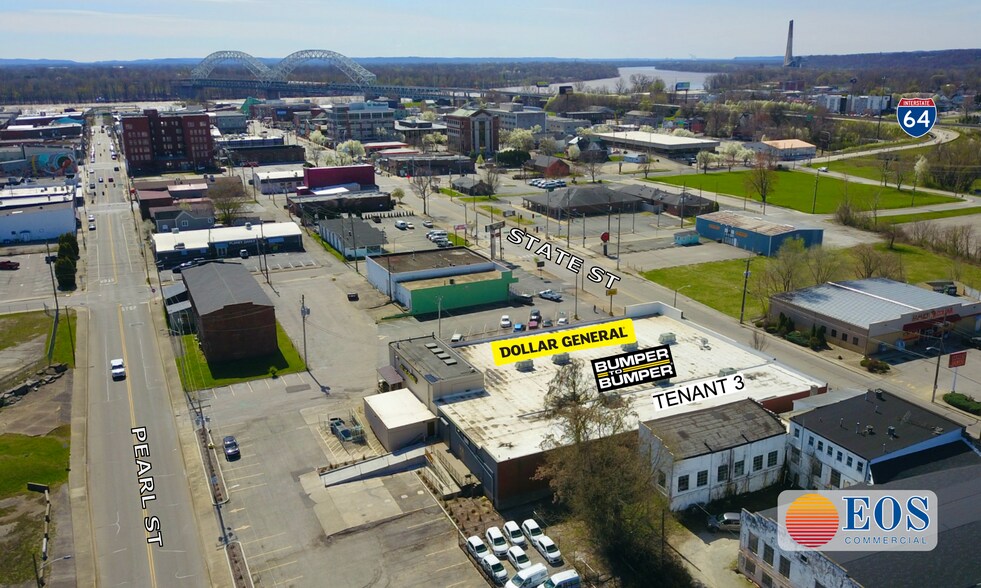 More Photos Of 624 State St, New Albany Storefront For Sale