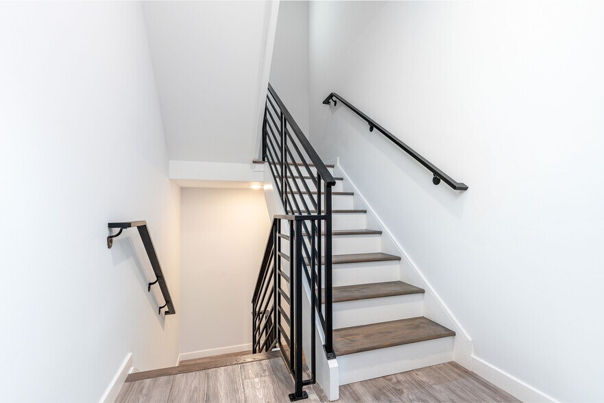 More Photos Of 2301 Frankford Ave, Philadelphia Apartments For Sale