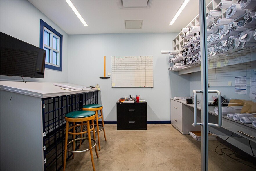 More Photos Of 200 Atlantic Ave, Oceanside Office For Sale