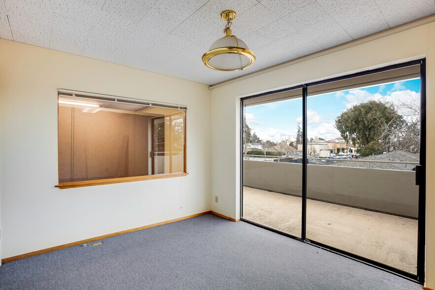More Photos Of 2210 Winchester Blvd, Campbell Medical For Sale