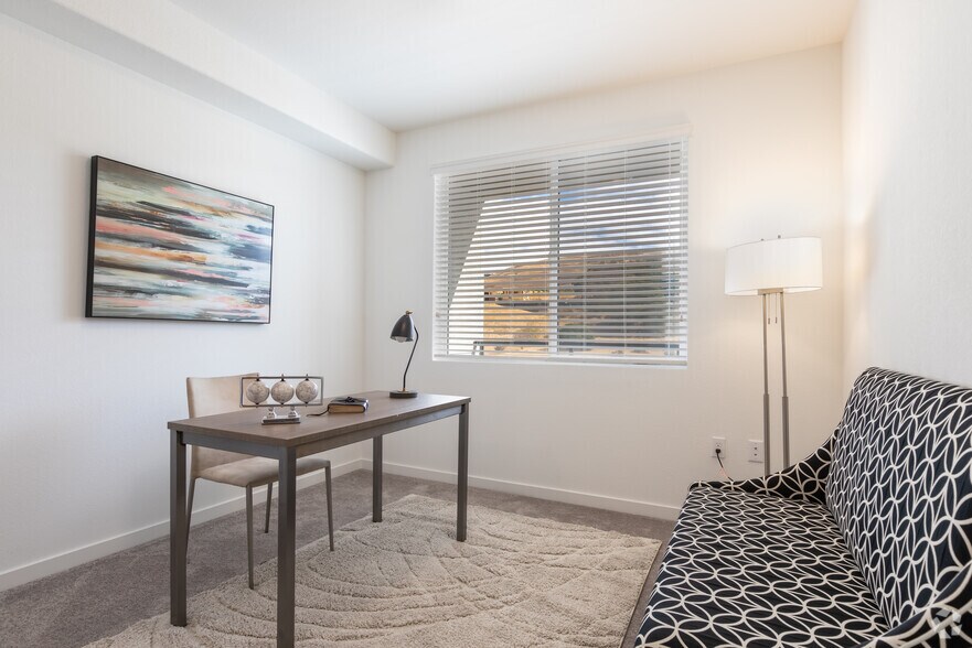 More Photos Of 29213 Mission Blvd, Hayward Apartments For Lease