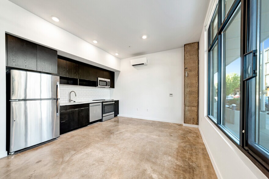 More Photos Of 4750 N Albina Ave, Portland Apartments For Sale