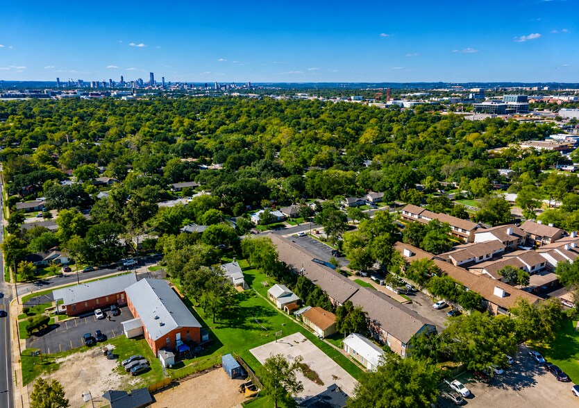 More Photos Of 1614 Wheless Ln, Austin Apartments For Sale
