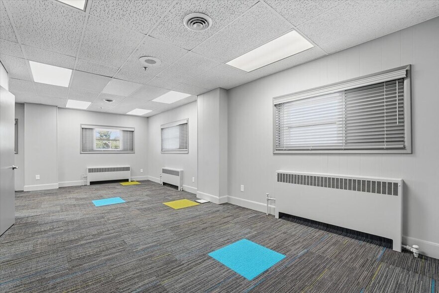 More Photos Of 175 E Broadway Ave, Westerville Office For Lease