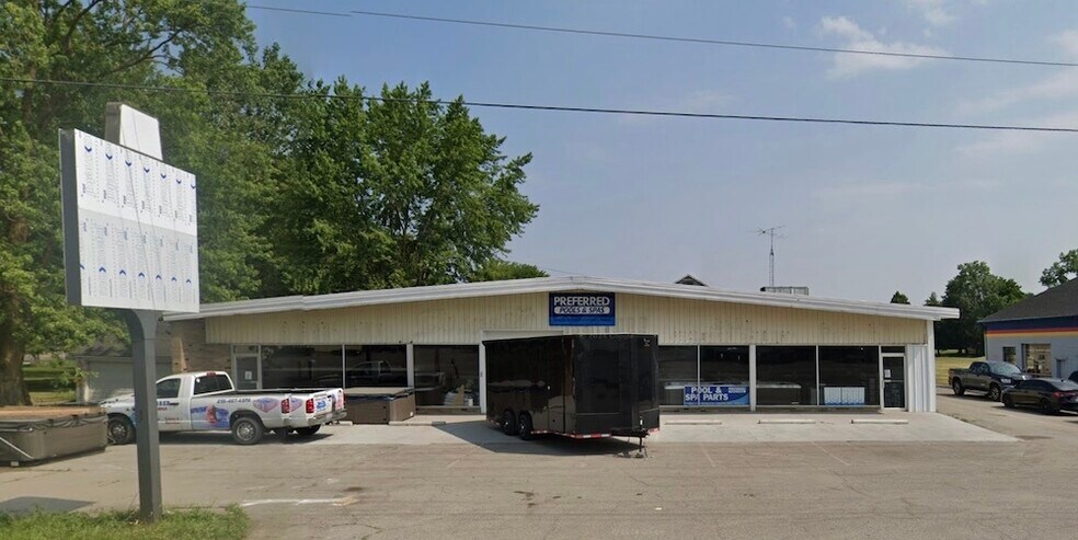 More Photos Of 312 W Main St, Delta Freestanding For Sale