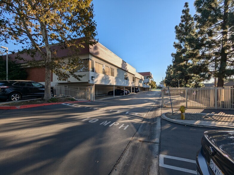 More Photos Of 1060 E Foothill Blvd, Upland Medical For Sale