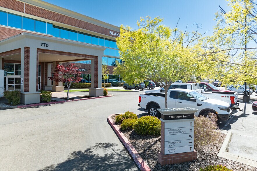 More Photos Of 770 Mason St, Vacaville Medical For Lease