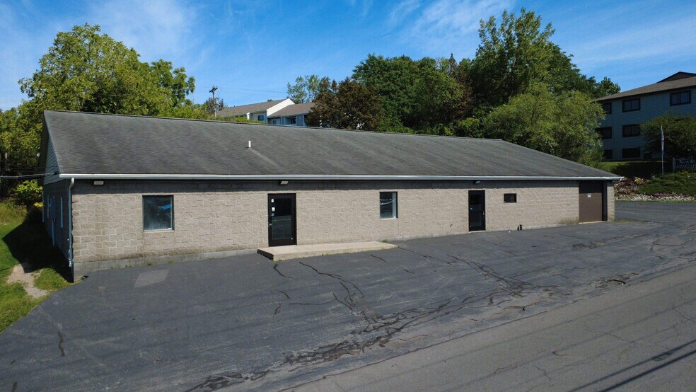 Primary Photo Of 101 Newbury Hollow Ln, Syracuse Warehouse For Lease