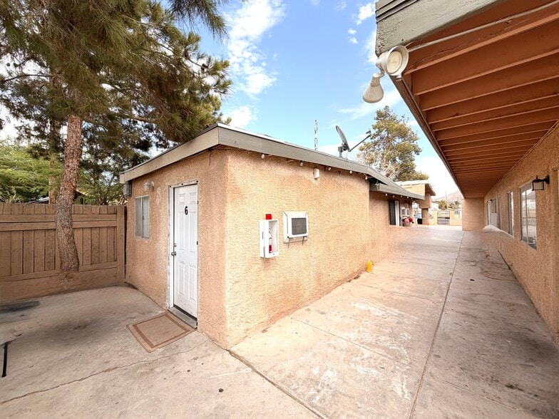 More Photos Of 1967 Linn Ln, Las Vegas Multifamily For Sale