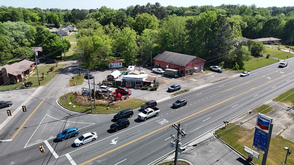 More Photos Of 8253 AL Highway 69, Arab General Retail For Sale