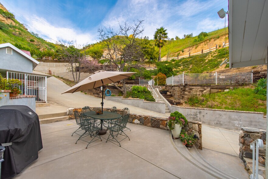 More Photos Of 12141 Wildwood Trl, Kagel Canyon Specialty For Sale