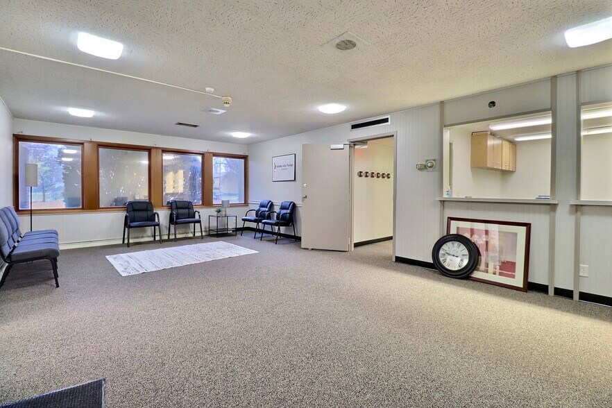 More Photos Of 230 E 22nd St, Fremont Medical For Sale