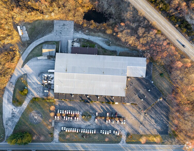 More Photos Of 334 County Route 49, Middletown Warehouse For Lease