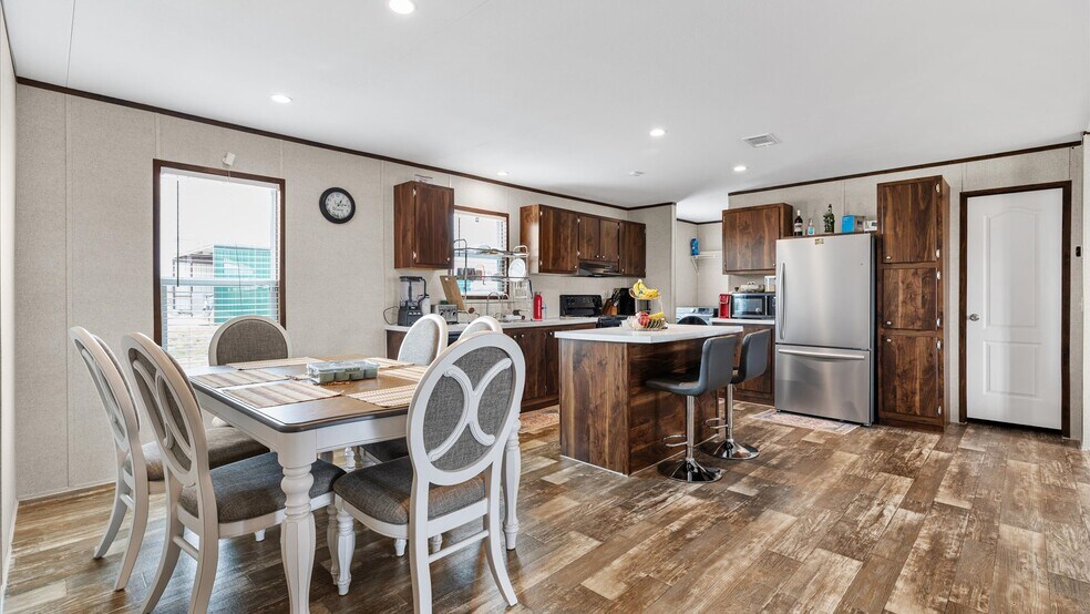 More Photos Of 6286 FM 2146, Jourdanton Land For Sale