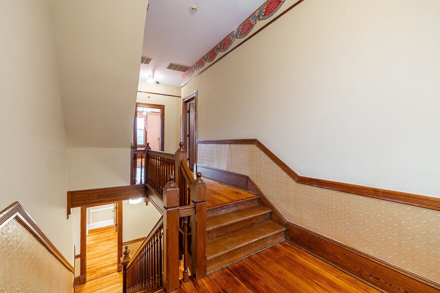 More Photos Of 892 Prince Ave, Athens Medical For Lease