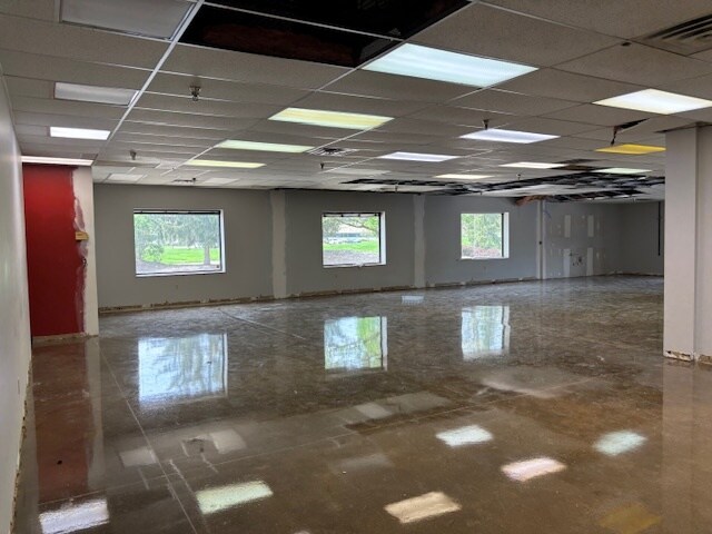 More Photos Of 32111 Aurora Rd, Solon Light Manufacturing For Lease