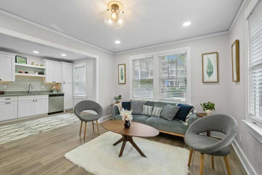 More Photos Of 240 E 6th St, Jacksonville Specialty For Sale