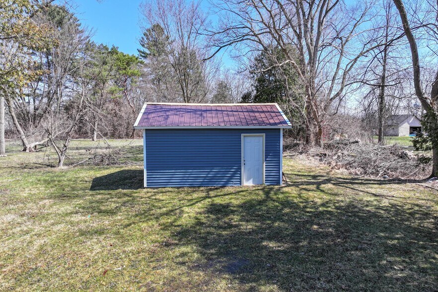 More Photos Of 12181 Dixie Hwy, Birch Run Specialty For Sale