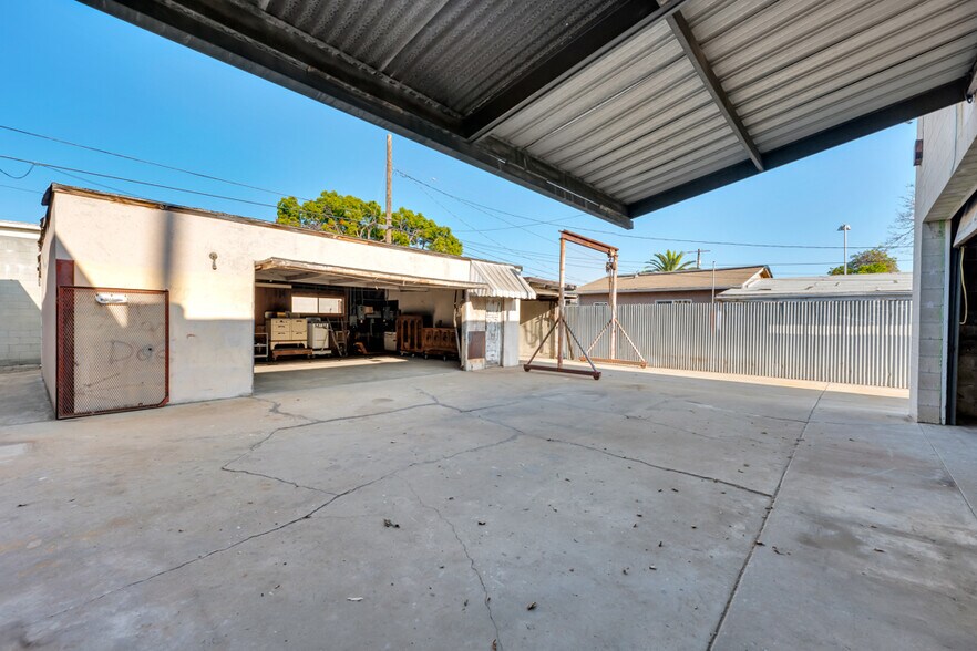 More Photos Of 11606 Inglewood Ave, Hawthorne Auto Repair For Sale