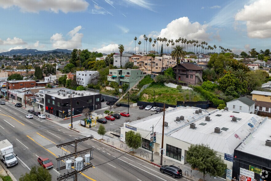 More Photos Of 1487-1489 W Sunset Blvd, Los Angeles General Retail For Lease