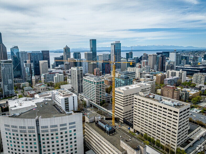 More Photos Of 1221 Madison St, Seattle Medical For Lease