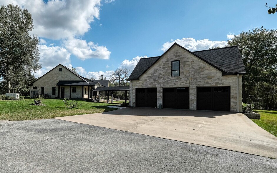 More Photos Of 22474 Kmiec Rd, Hempstead Land For Sale