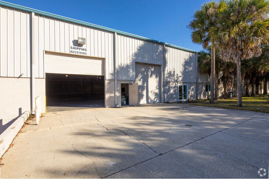 More Photos Of 1500 Independence Blvd, Sarasota Warehouse For Lease