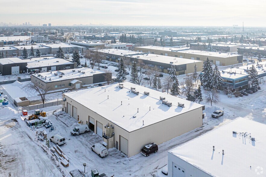 More Photos Of 17306-17310 108 Av NW, Edmonton Light Distribution For Lease