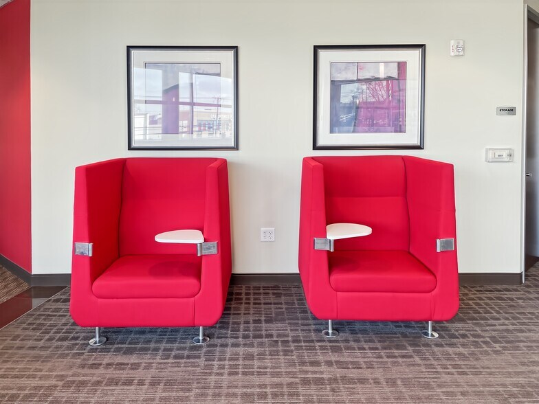 More Photos Of 999 Riverview Dr, Totowa Coworking Space