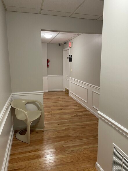 More Photos Of 344-350 Silas Deane Hwy, Wethersfield Medical For Lease