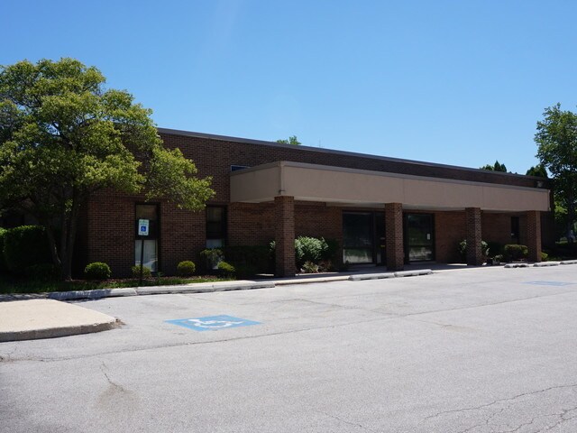More Photos Of 5540 W 111th St, Oak Lawn Medical For Lease