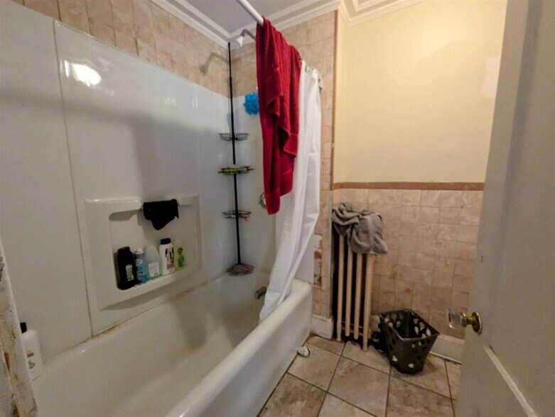 More Photos Of 44 Walnut St, Claremont Apartments For Sale