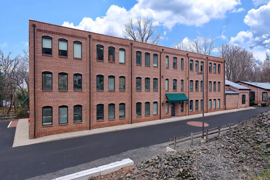 Primary Photo Of 199-201 S Main St, Lambertville Office For Lease