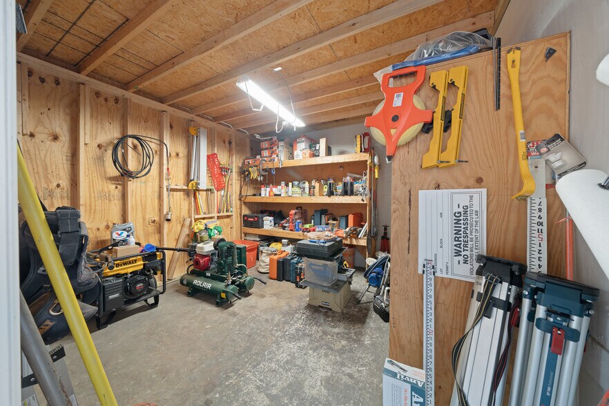 More Photos Of 943 NW 17th Ave, Ocala Warehouse For Sale