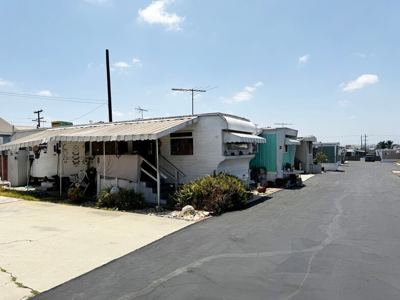 More Photos Of , Gardena Multifamily For Sale