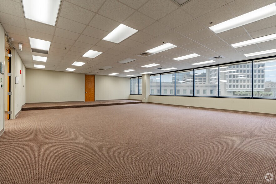 More Photos Of 105 W Capitol Ave, Little Rock Office For Sale
