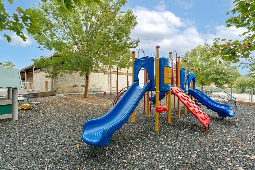 More Photos Of 2426 New Dorset Rd, Powhatan Daycare Center For Sale