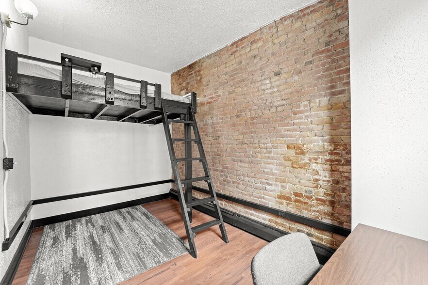 More Photos Of 136 Court St, Binghamton Apartments For Sale